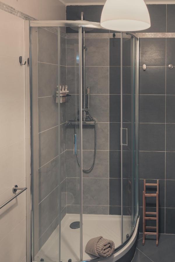 Kindness House Apartman Bergamo Kültér fotó